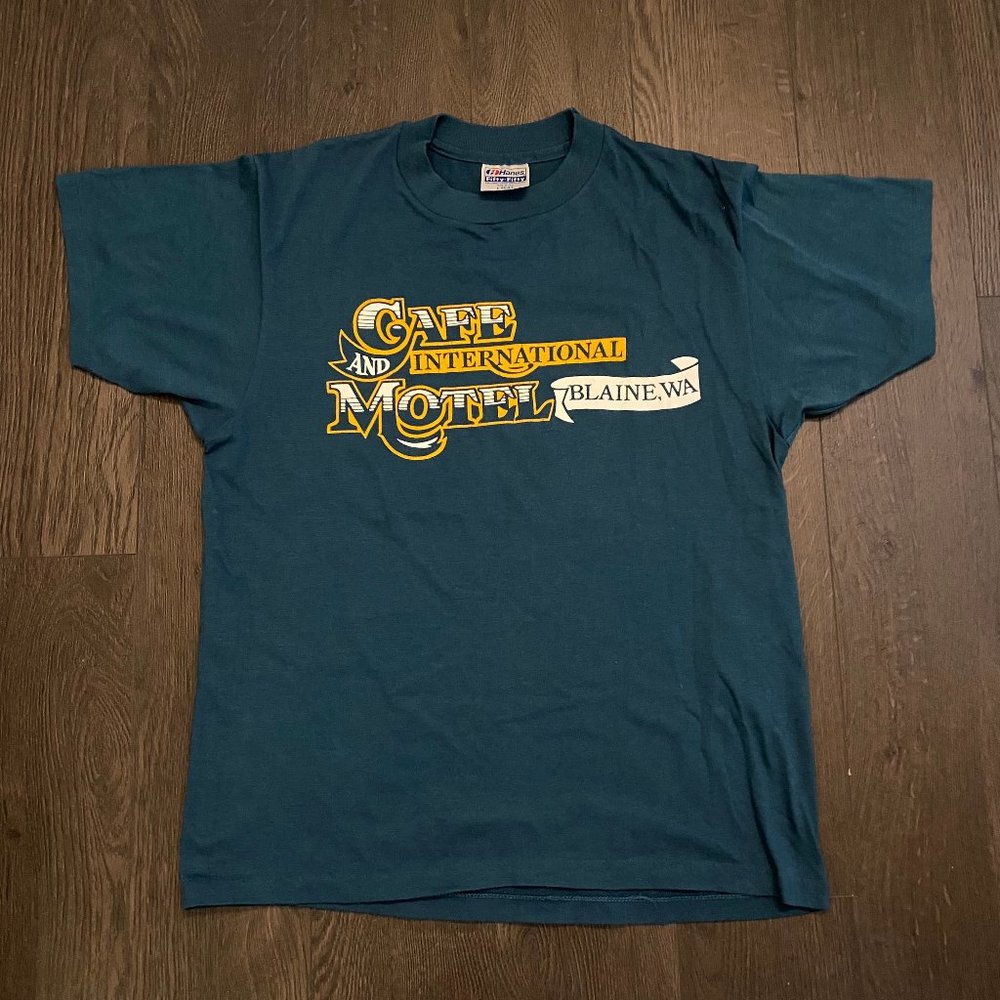 vintage 80s cafe international motel blaine washington souvenir tshirt S…